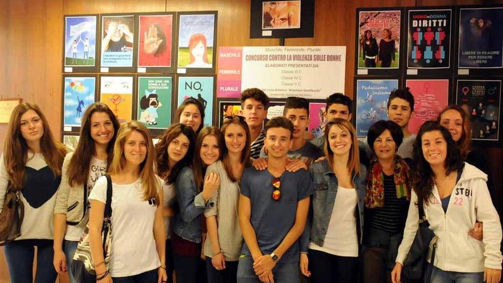 No al femminicidio, premi agli studenti