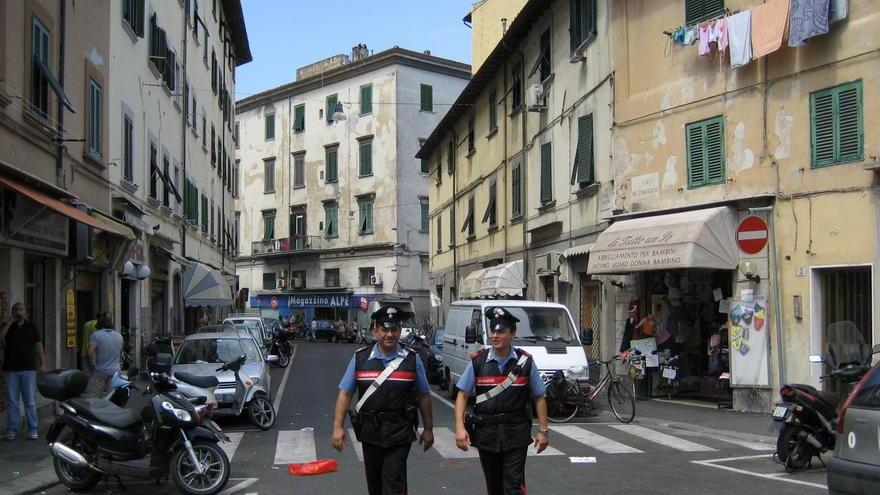 Don Medori “carabiniere” in chiesa blocca un ladro
