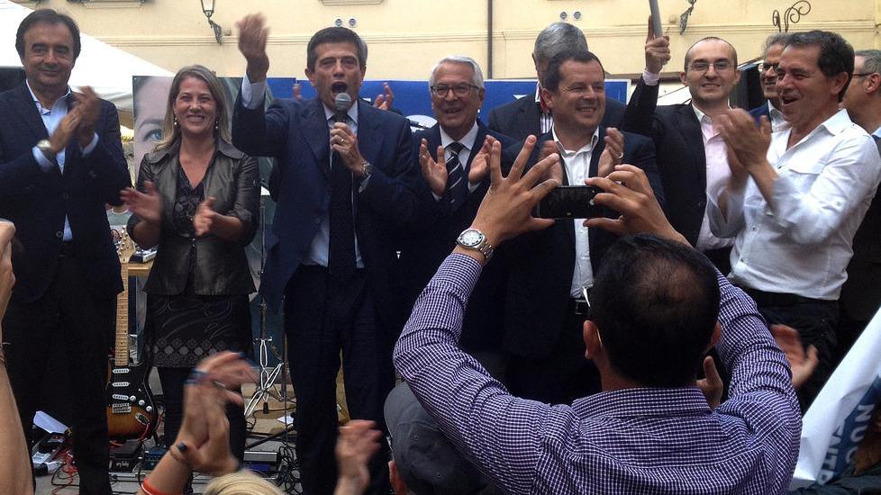 Tutto il “vecchio” Pdl con Salaris
