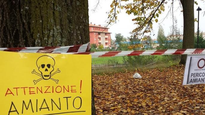 Bianchini se la cava L’amianto al cimitero lo bonifica il Comune