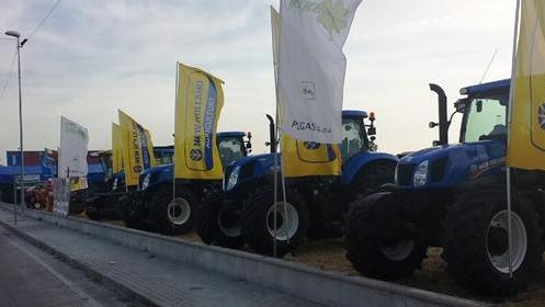 Fiera di merci e bestiame Dall’aratura a danze e stand