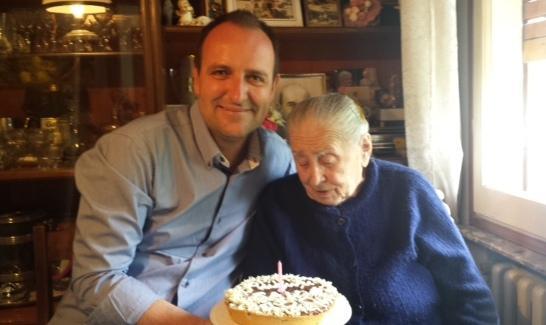  Saide ha 100 anni ma non lascia la sua casa