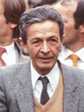 Un libro dedicato a Berlinguer distribuito a Palazzo Allende 