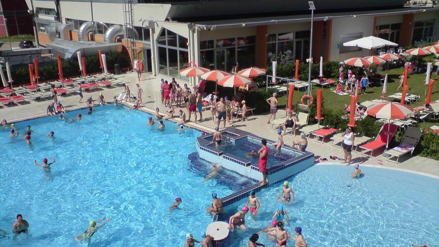 Nuoto, giochi d’acqua e idromassaggi a Montale