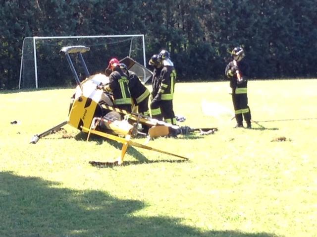 Elicottero precipita all’interno dello Sporting Club di via Firenze 