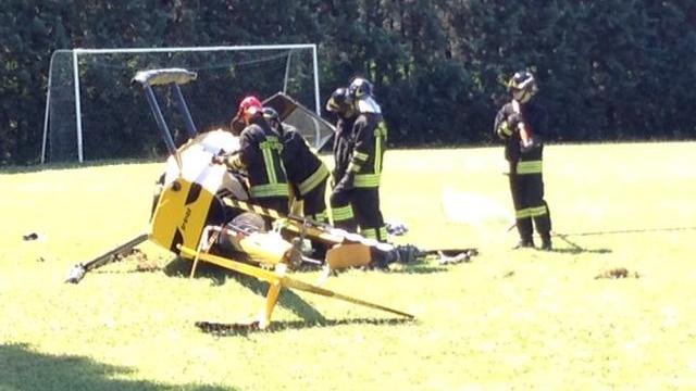 Elicottero precipita all’interno dello Sporting Club di via Firenze
