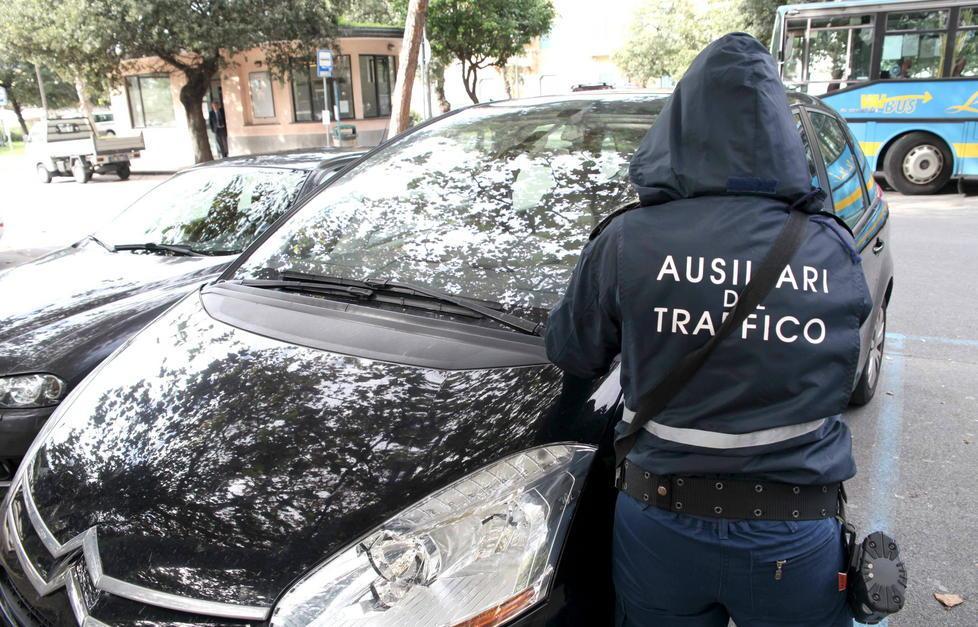 Buco da 50 milioni paralizza il sindaco La mamma: vieni via 