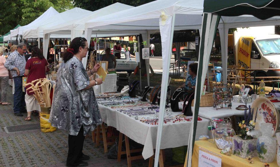 Canali in festa tra giochi e bancarelle 