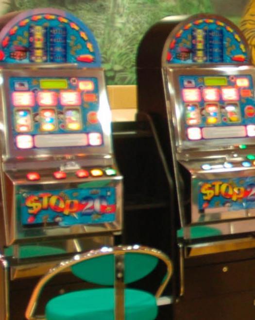 Nella rete del gioco d'azzardo:«Solo un’abitudine. E se perdo, poi ritento» 