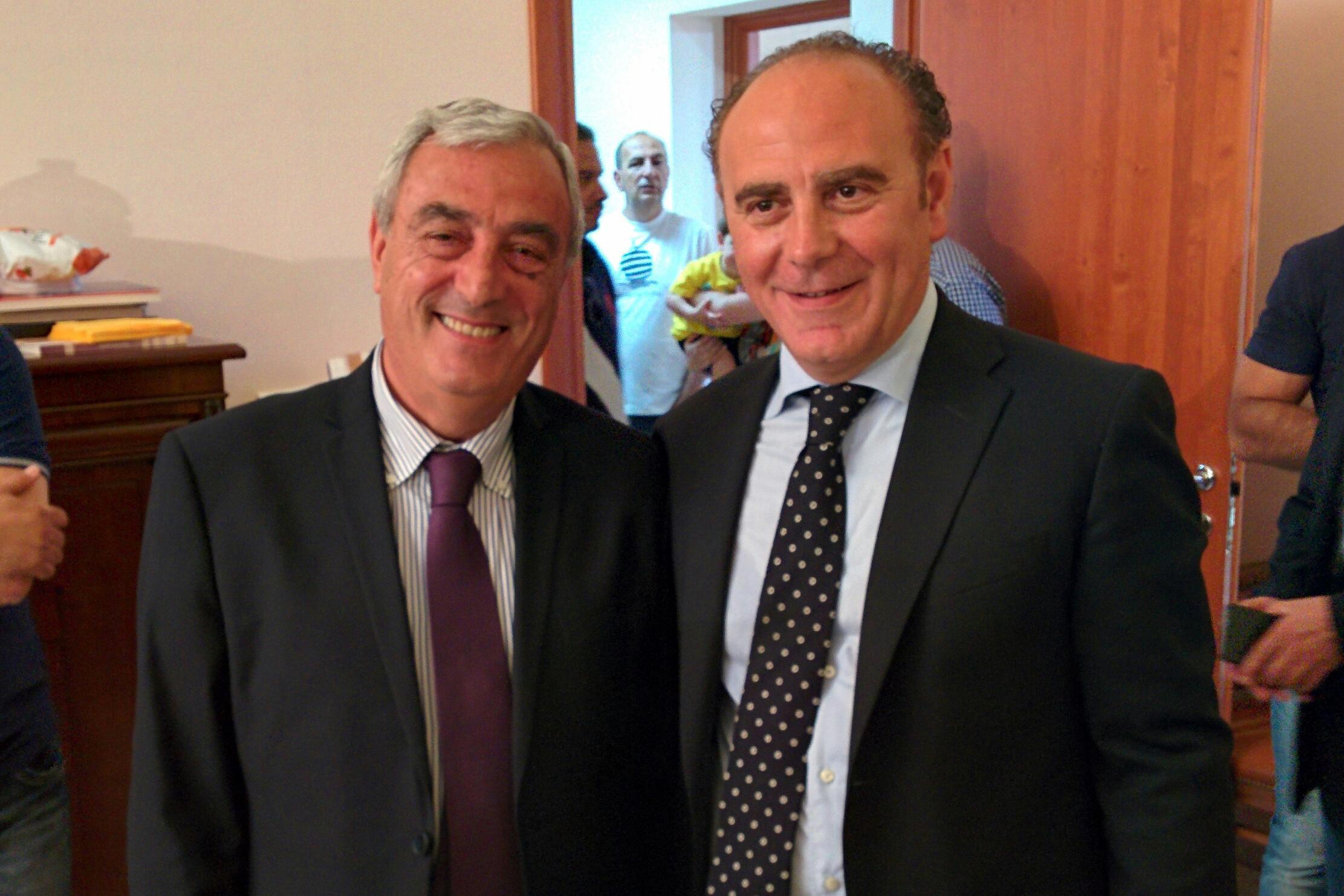 Mario Bruno sindaco: «Subito al lavoro su casa e occupazione» 