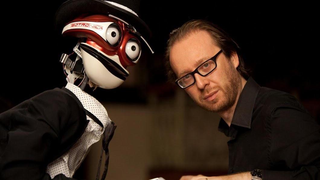 Anche il pianista-robot all’Amiata Festival
