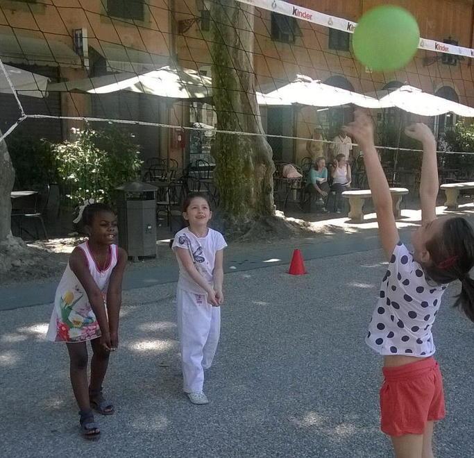 Festa in piazza Napoleone palestra a cielo aperto