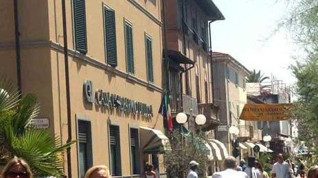 Primi turisti africani nella capitale del lusso versiliese