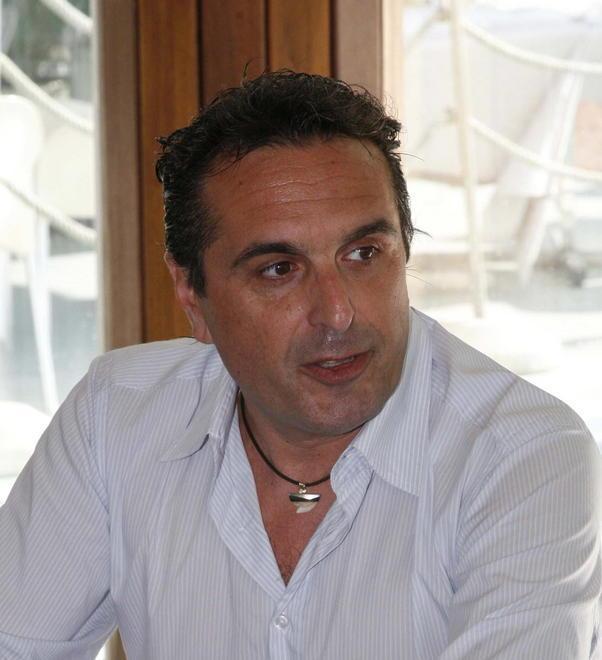 Il presidente Dinelli rassicura su Facebook «Ci iscriveremo»