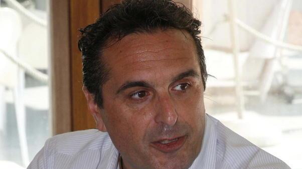 Il presidente Dinelli rassicura su Facebook «Ci iscriveremo»
