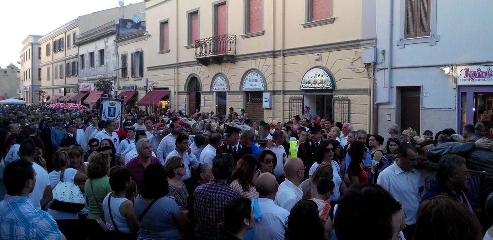 In migliaia per le strade per il ritorno dei Martiri 