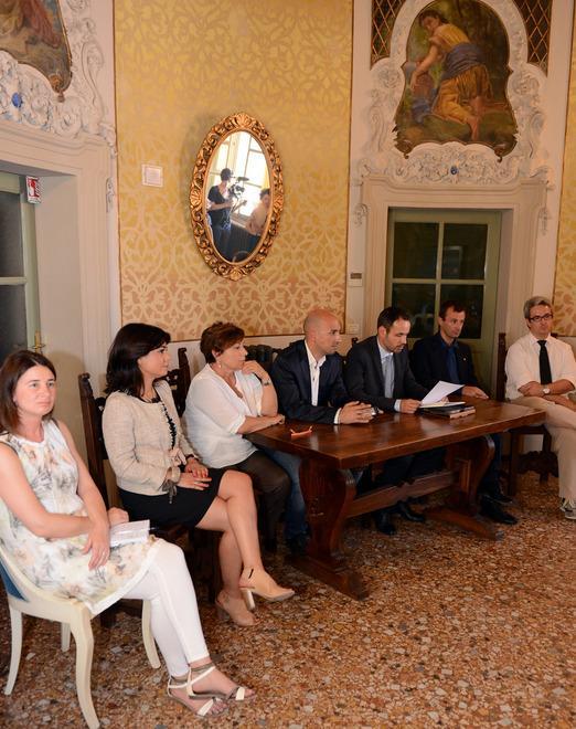 Carpi, il sindaco Bellelli lancia la Giunta: «Ai miei assessori chiedo di correre” 