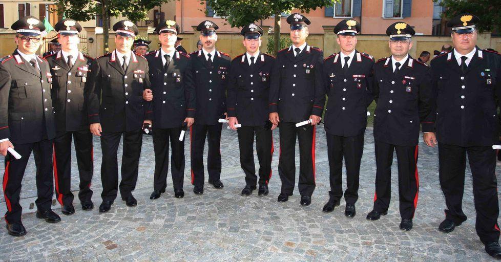 Festa per i 200 anni dei carabinieri. Il colonnello: «Passi avanti contro le mafie» 