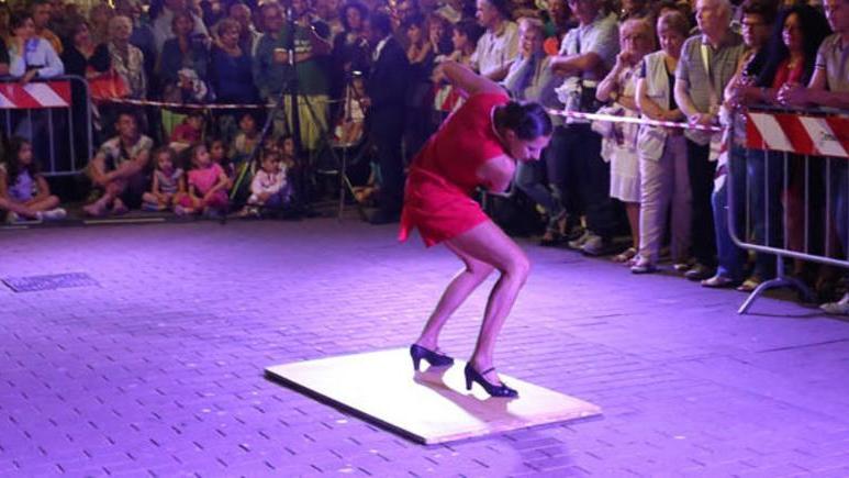 La danza conquista e fa ballare i turisti
