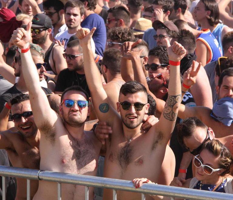 «Acqua a prezzi esosi al rave party di Iolo»