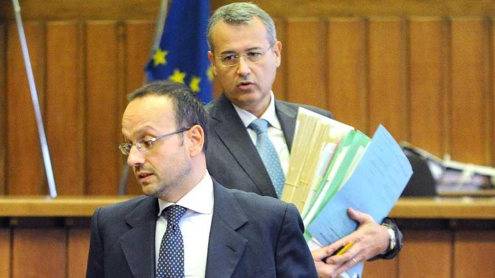 Untouchables bis, botta e risposta in aula