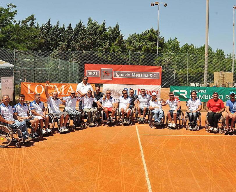 Sport per tutti, all’isola d’Elba show del tennis in carrozzina 