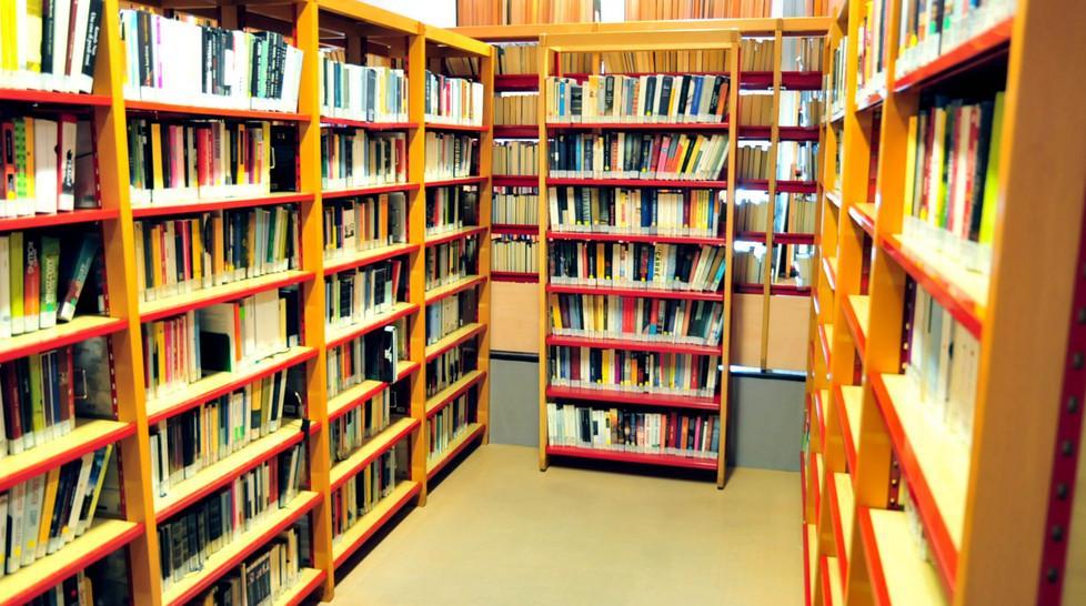 Non solo lettura, adesso in biblioteca si impara a scrivere