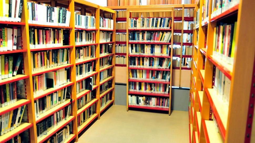Non solo lettura, adesso in biblioteca si impara a scrivere