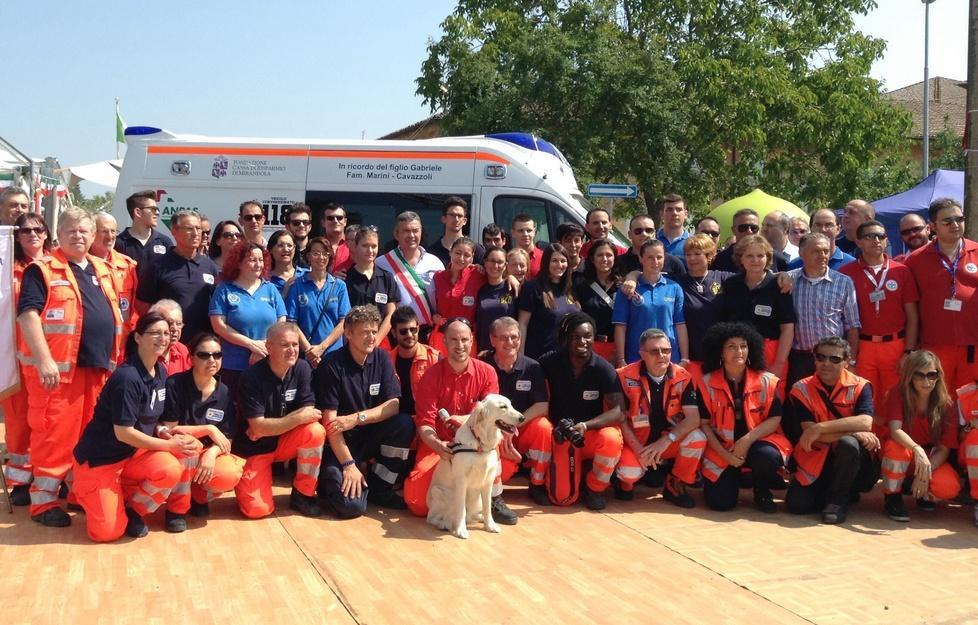 Un’ambulanza per la Croce Blu 