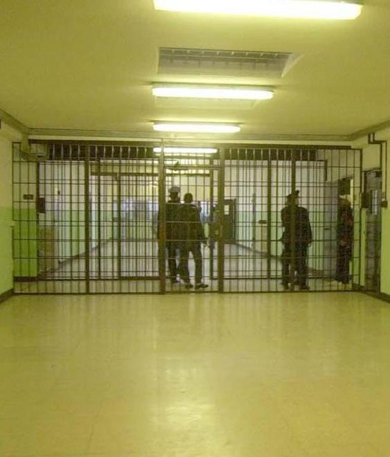 Cgil: in carcere tensioni e un’aggressione