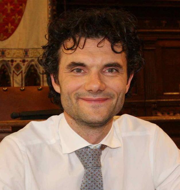 Giunta mattutina Mancano i soldi per gli scuolabus