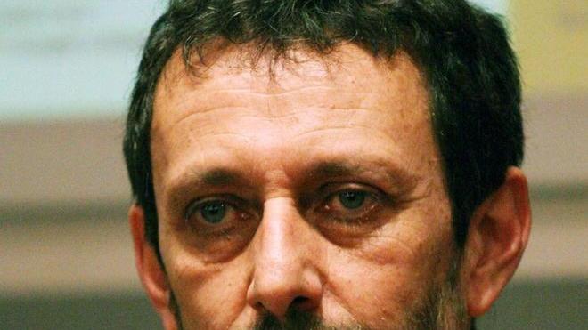 Il caso Livorno su “L’Amaca” di Serra «Quella voglia di voltare pagina...»