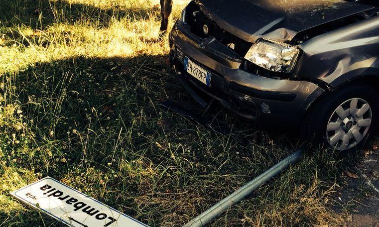 Ennesimo incidente in via Lombardia