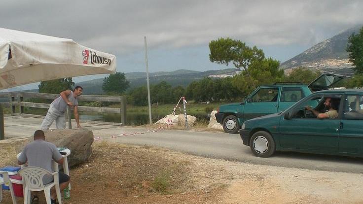 Orosei, ticket in spiaggia ritorna il tormentone