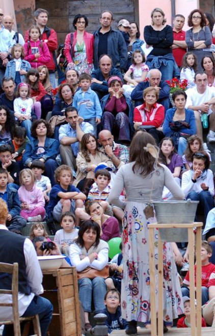 Torna “ReggioNarra ne’ Monti” 