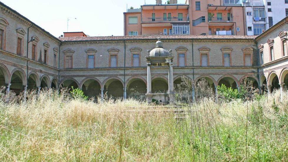 Chiostri e caserme chiedono aiuto a Renzi