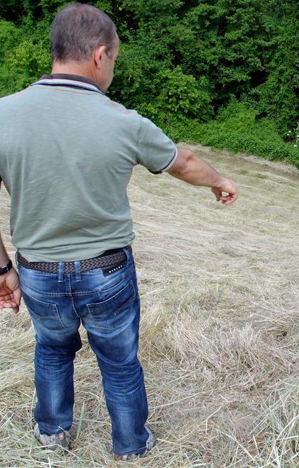 Si ribalta con il trattore, muore 53enne 