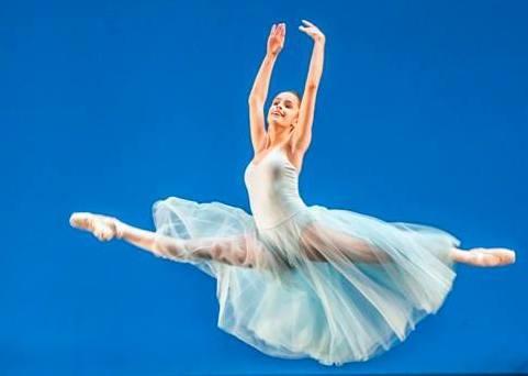 Adele in punta di piedi ha conquistato l’Austria 