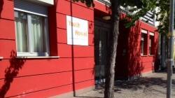 Cade dal quinto piano dell’ostello: muore 21enne nuorese