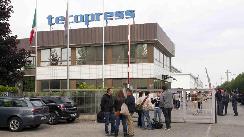 Operaio morto alla Tecopress, primo processo per il terremoto