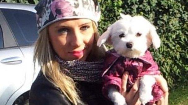 Pitbull uccide la cagnolina e ferisce la padrona