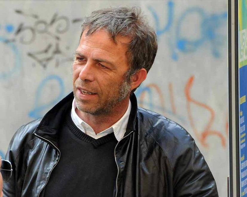 Speronato e ucciso noto architetto di Carrara, ancora caccia ai banditi in fuga