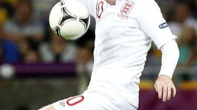 Rooney: «Siamo cresciuti stavolta vinciamo noi» Ma Welbeck è in dubbio