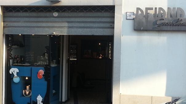 Assalto armato in una gioielleria del centro di Tortolì