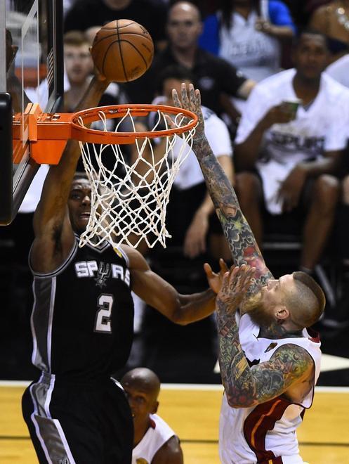 San Antonio annienta Miami con un primo tempo perfetto