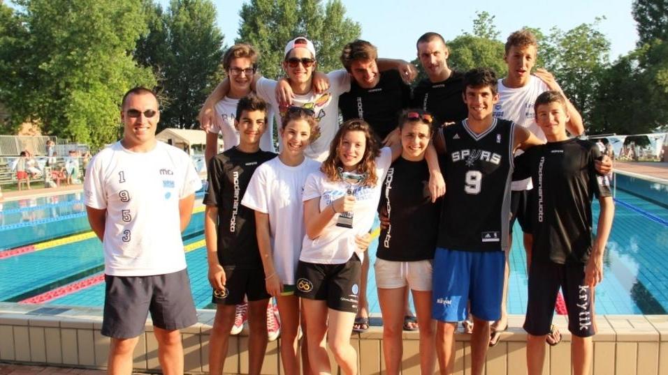 Nuoto. Fantastico Zanasi a Mantova: 4 ori