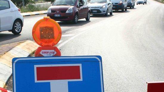 Ponte collassato, via Fabbri resta chiusa