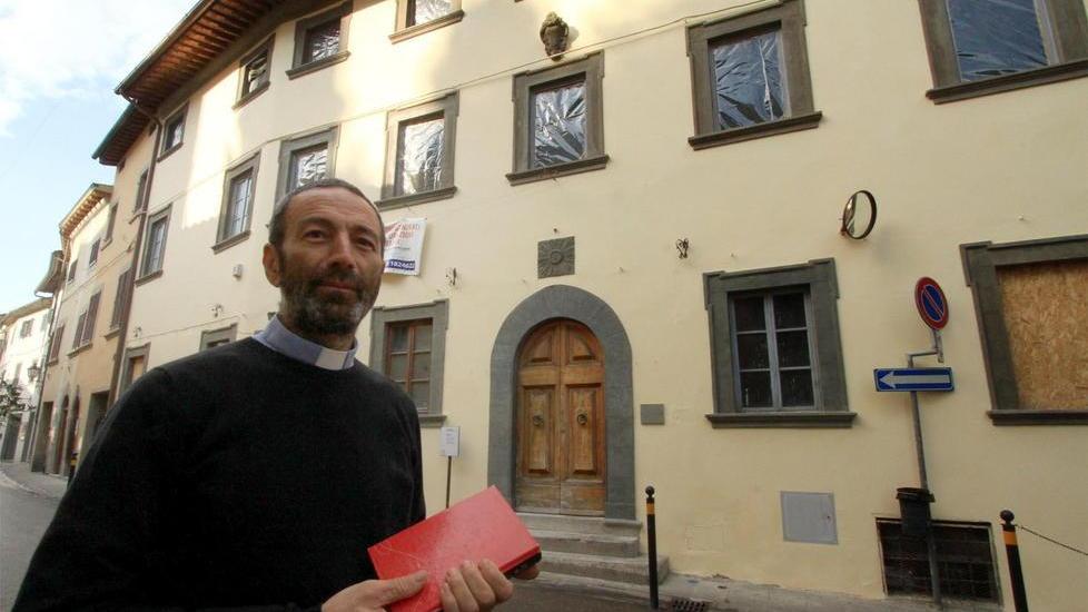 Don Donato ci riprova: lotteria con tatuaggio in premio