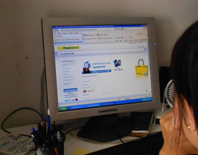 Imprenditore sventa truffa in Rete 