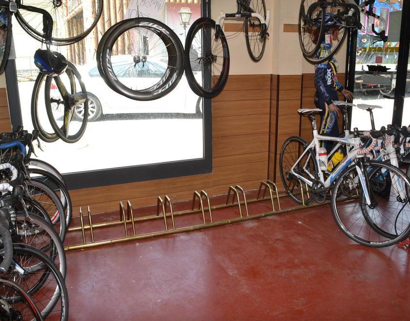 Rubano bici da corsa al negozio Fanini 